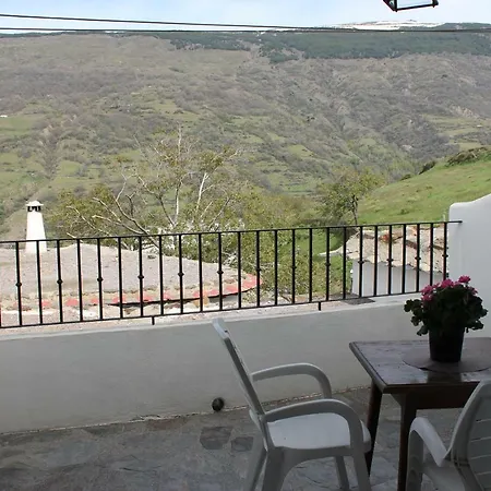 Castillejo Apartment *